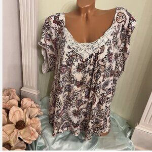 French Laundry. Sz 16/18. Cotton Poly spandex. Stretch. Lace. Cap Slv. B125